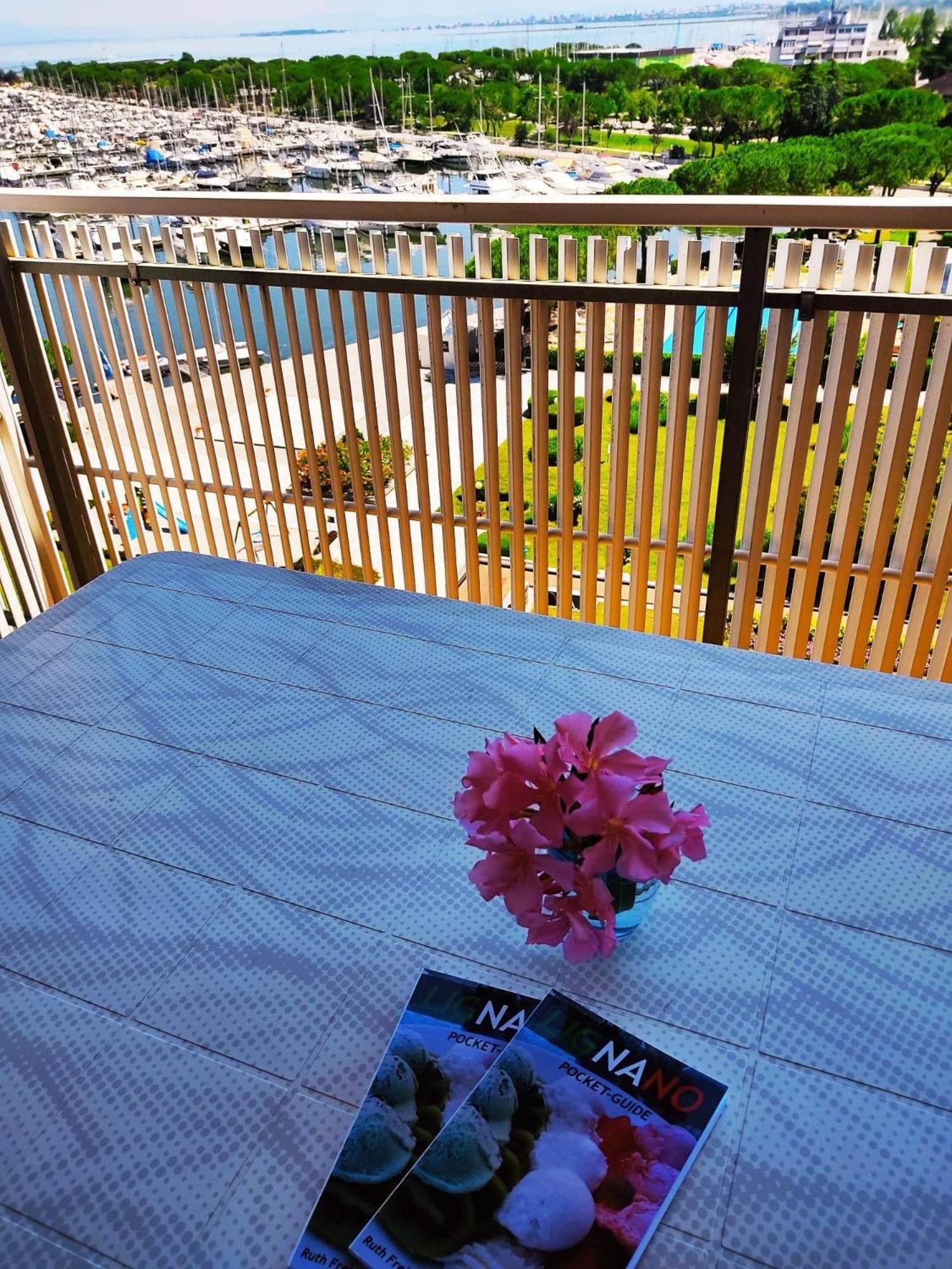 Signora Ruth - Aprilia Residence Aprilia Marittima Kültér fotó